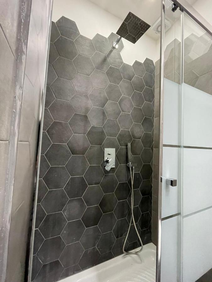 Isabel Home Неаполь Экстерьер фото