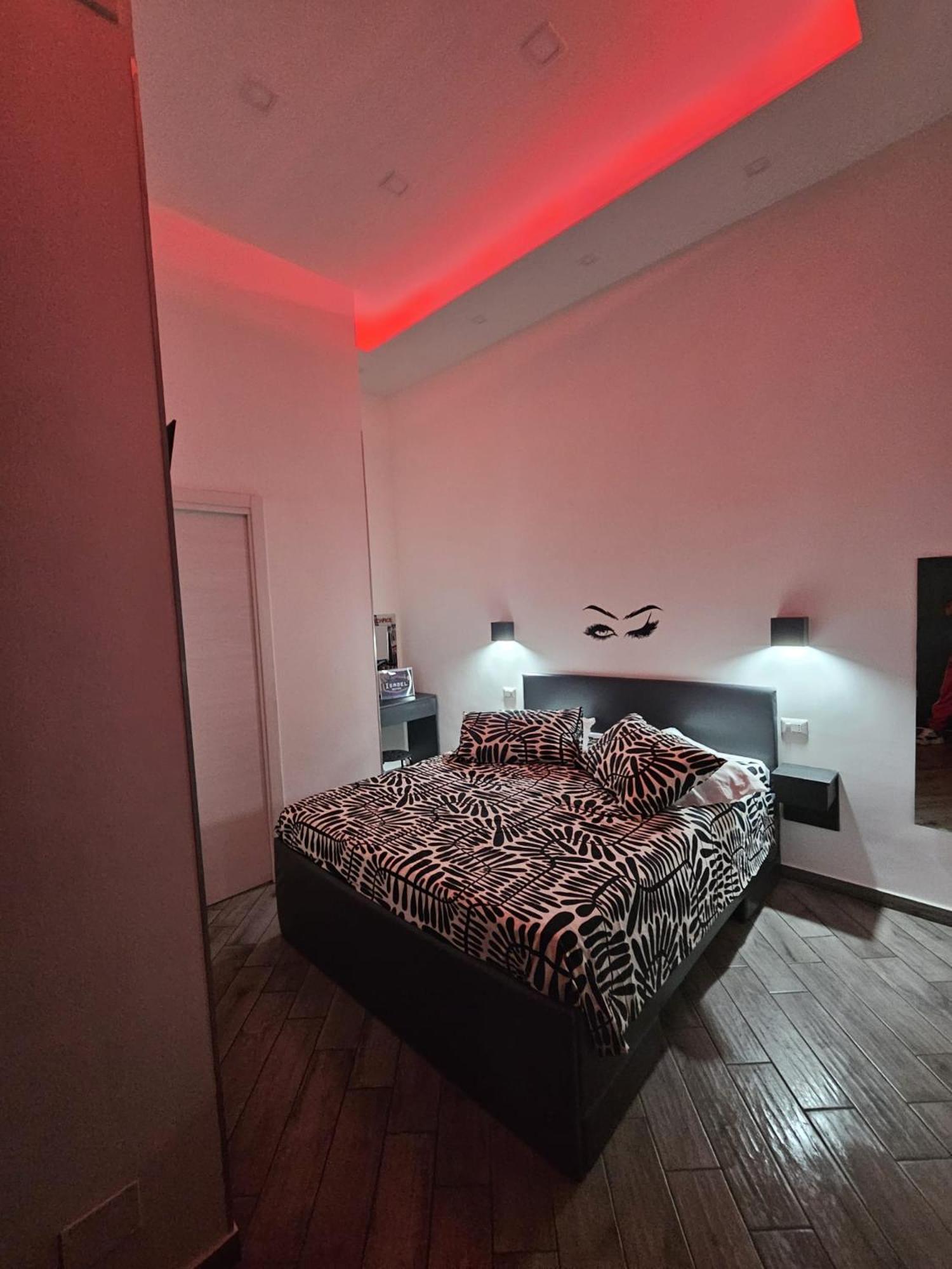 Isabel Home Неаполь Экстерьер фото